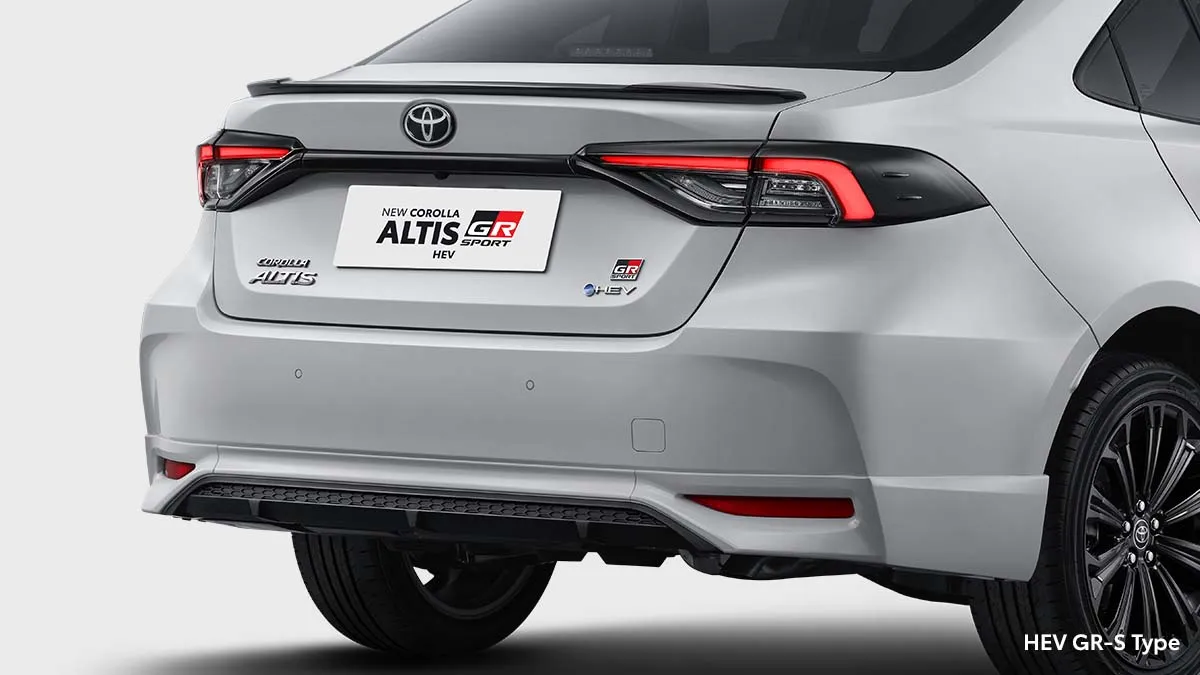 Rear Bumper and Spoiler